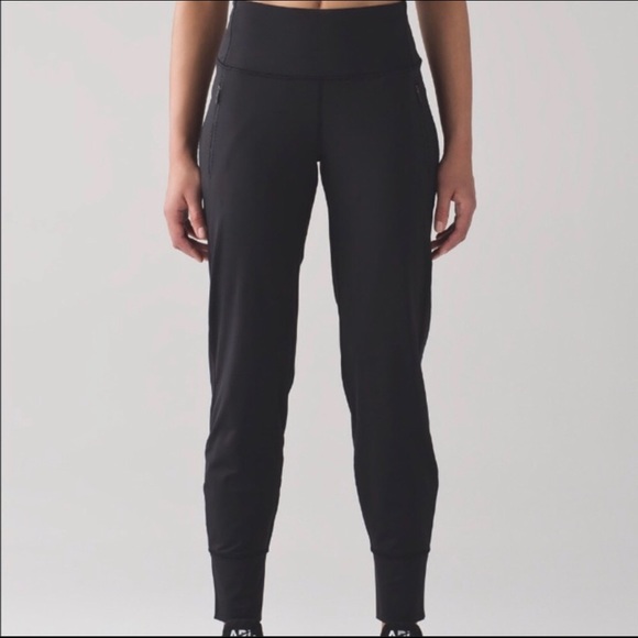 Lululemon jogger legging - Picture 1 of 5
